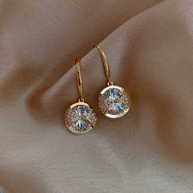 Round Large Diamond Earrings Simple Cool Female Temperament Earrings Fashion Personality Earrings