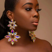 New Exaggerated Rhinestone Earrings Fashionable And Luxurious High-Grade Flower Shaped Rhinestone Shiny Earrings